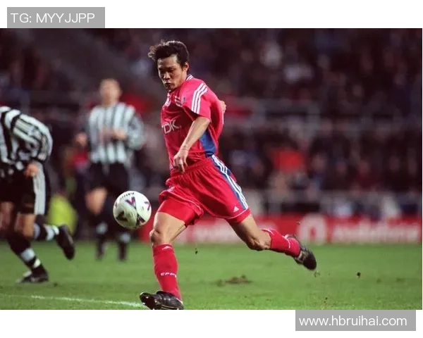 帅气足球明星高清壁纸精选让你随时感受绿茵场上的激情与魅力